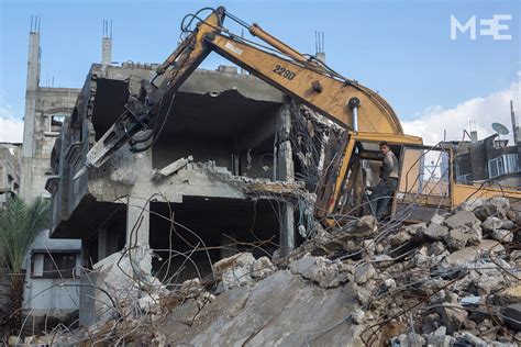 'Reconstruction' in Gaza a distant dream | Middle East Eye