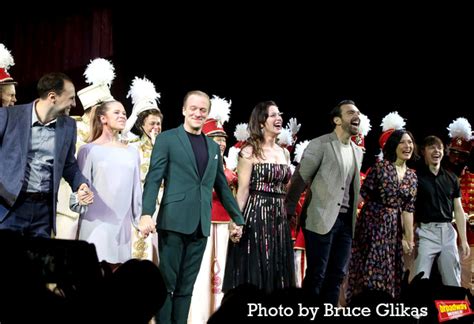 Photos: Inside THE MUSIC MAN's Final Curtain Call with Hugh Jackman ...