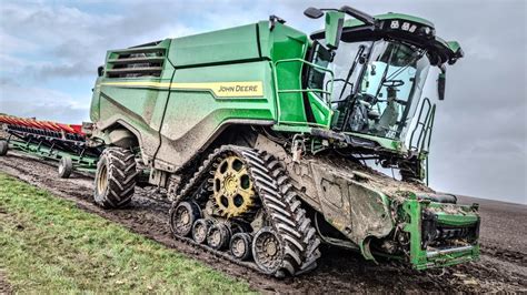 JOHN DEERE X9 1100 at WORK in Germany ! CORN HARVEST 2021 - YouTube