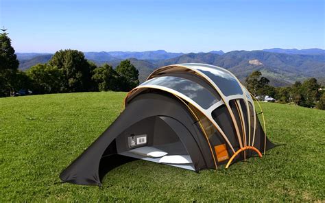 This Solar Powered Tent Can Power All Your Mobile Gadgets - Snow Addiction - News about ...