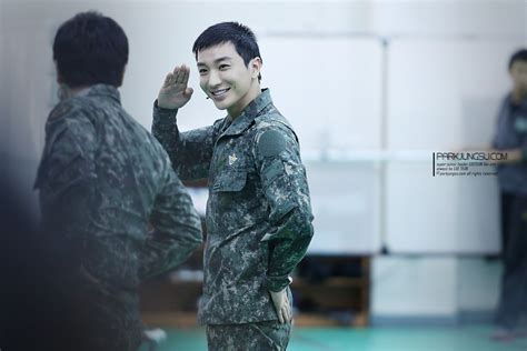 He's Back: Super Junior Leeteuk is Discharged from the Military