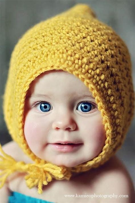 Little Maiden Bonnet – Share a Pattern