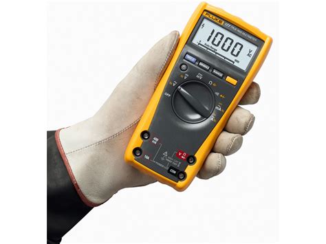 Fluke 177 Digital Multimeter 6000 Count DMM with Backlight | TEquipment.NET