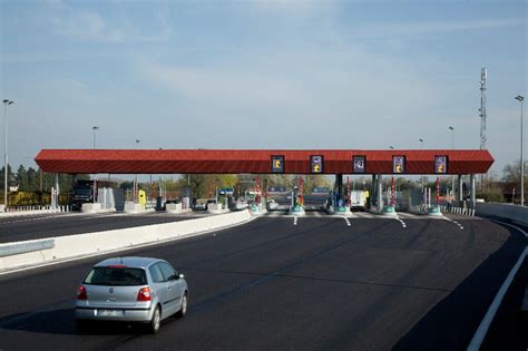 How does the toll payment work in France? Info Bip&Go