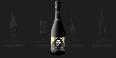 Watch Snoop Dogg Rap In AR On This Sparkling Wine Label