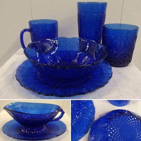 39-piece vintage Royal Sapphire dish set. Leaf and diamond cobalt pattern. | Blue dinnerware ...