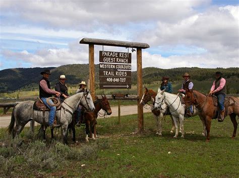 Guest Ranch near Yellowstone, Parade Rest Ranch Cabins | Yellowstone trip, Parade rest, Wyoming ...