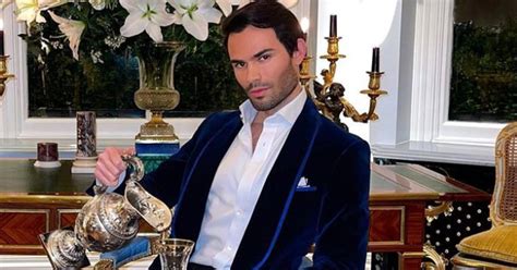 Mark-Francis Vandelli and his huge net worth and royal connected parents