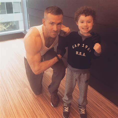 Ryan Reynolds Poses For Photo With Little Boy at the Gym | POPSUGAR ...