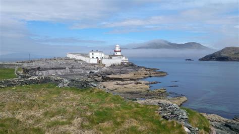 Valentia Island Lighthouse : r/MostBeautiful