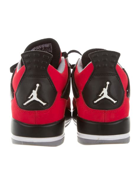 Nike Boys' Air Jordan Toro Bravo Sneakers - Boys - WU220597 | The RealReal