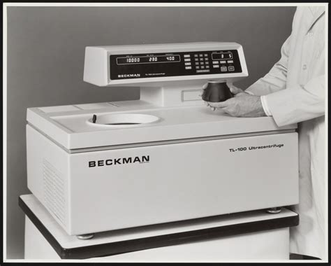 Beckman TL-100 Ultracentrifuge - Science History Institute Digital Collections