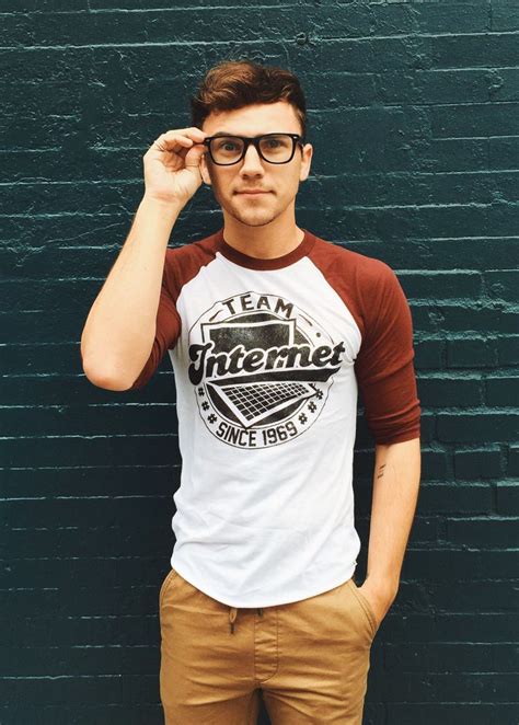 How To Dress Like Nerdy Boy 28 Outfit Ideas | Cute nerd outfits, Geek ...