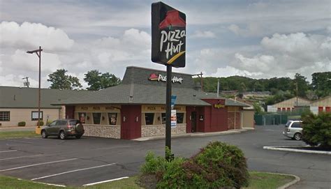 Long-Time Hudson Valley Pizza Hut Closes Up Shop