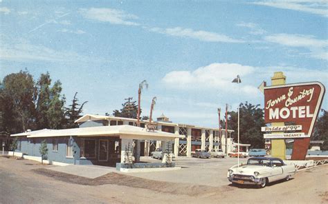 New Town & Country Motel - Livingston, California | Town and country ...