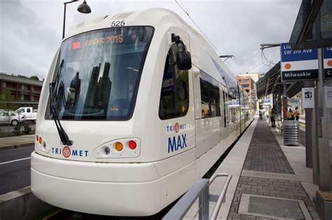 UPDATE: MAX Red Line trains to Portland International Airport restored - oregonlive.com