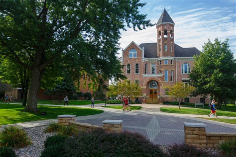 10 of the Coolest Clubs at Northwestern College - OneClass Blog