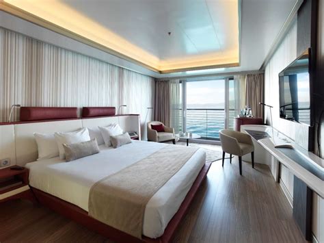 Hotel Review: Sunborn Super Yacht, Gibraltar