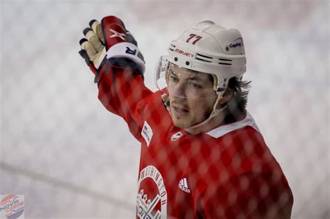 Capitals’ T.J. Oshie Will Not Play vs. Bruins On Tuesday | NoVa Caps