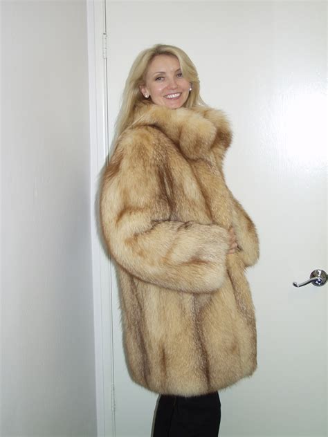 Fur Coat: Red fox fur coat