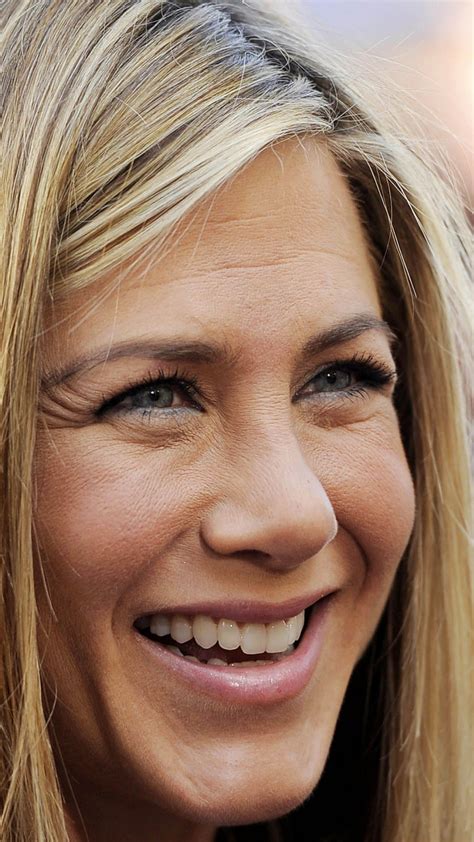 Charming Smile Of Jennifer Aniston 4K HD Jennifer Aniston Wallpapers ...