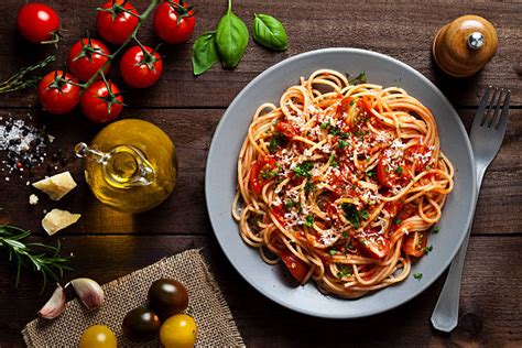 Spaghetti Stock Photos, Pictures & Royalty-Free Images - iStock