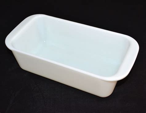 Pyrex ~ White Milk Glass Bread Loaf/Baking Pan from blackwidowvintiques on Ruby Lane