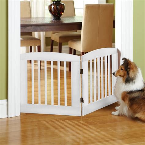 Panel Zig-Zag Indoor Wooden Dog Gate | Orvis