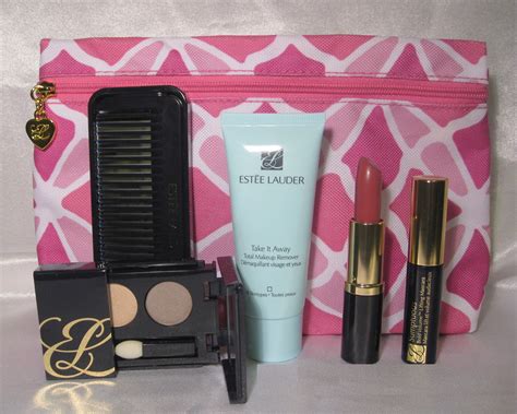 My loss is your gain!: ESTEE LAUDER 6-piece Makeup Gift Set