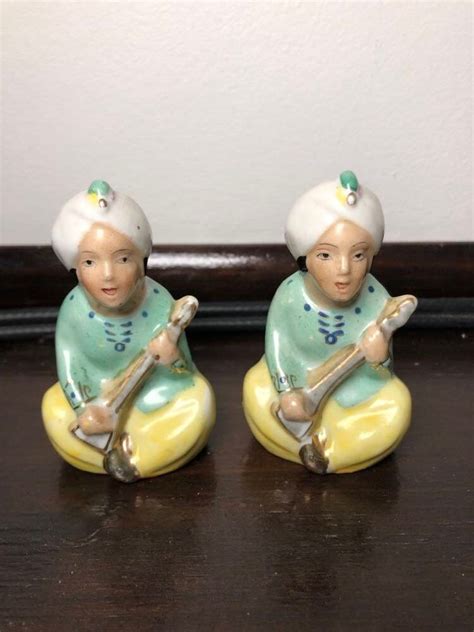 Salt & Pepper Shaker Vintage Indiana Musicians Turban and Sitar Rare Occupied Japan Kitschy ...