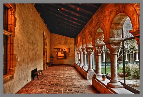 Artistic Balance: The Cloisters - Metropolitan Museum Medieval Architecture