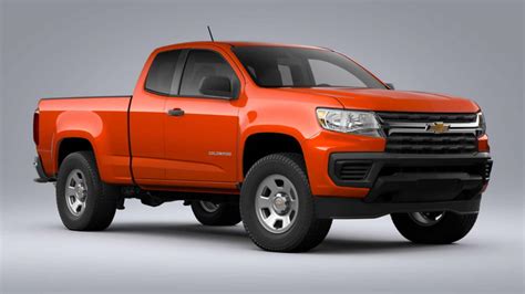 2021 Chevrolet Colorado Buyer's Guide: Reviews, Specs, Comparisons