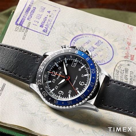 TIMEX Three GMT