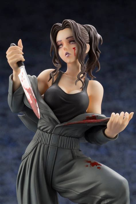 Elegant Halloween Female Michael Myers Statue