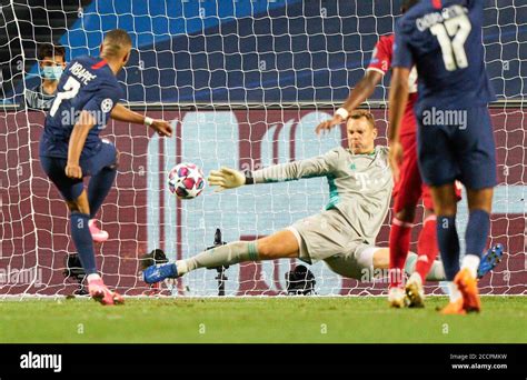 Manuel Neuer Saves 2020 / Manuel Neuer 2020 He Is Back Magic Saves ...