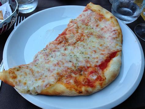 Venice-pizza • Foodie Loves Fitness