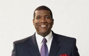 Curt Menefee biography, married, wife, weight loss, salary, tv shows, twitter • biography