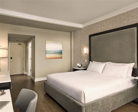 Georgian Court Hotel | Luxury Hotel in Downtown Vancouver