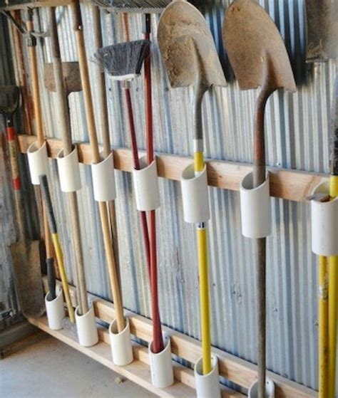 Brilliant Garage Organization Tips and Tricks Ideas (19) | Garden tool ...