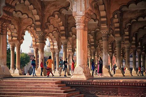 How to Visit Agra Fort: The Complete Guide