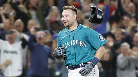 Cal Raleigh's walkoff highlights how important he's become to Mariners - Seattle Sports