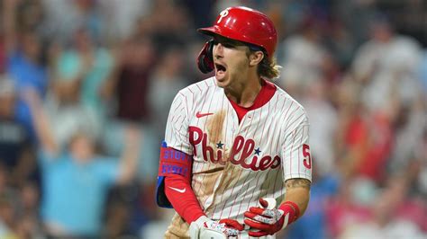 Stott leads Phillies to 6-4 comeback victory over Braves - 6abc Philadelphia