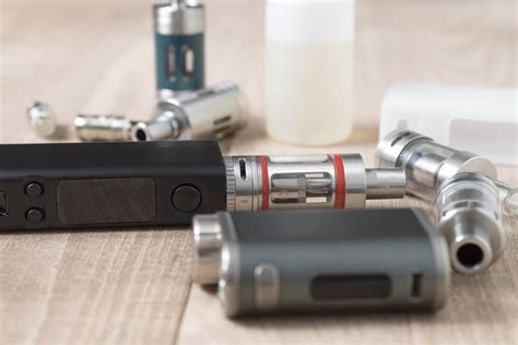 Guide to Vape Battery - Vape Batteries & Hardware