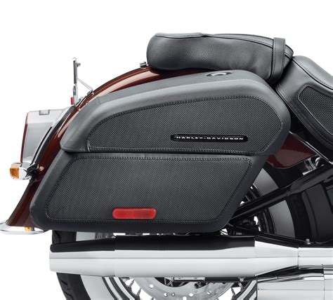 H-D Detachables Locking Saddlebags 90201555A | Harley-Davidson USA