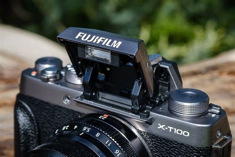 Fujifilm X-T100 Review | Compact Vlogging Camera