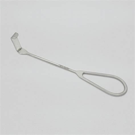 Right Angle Retractor