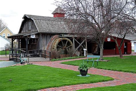 John and Sigrid's Adventures: Iowa - Pella Miniature Museum ...