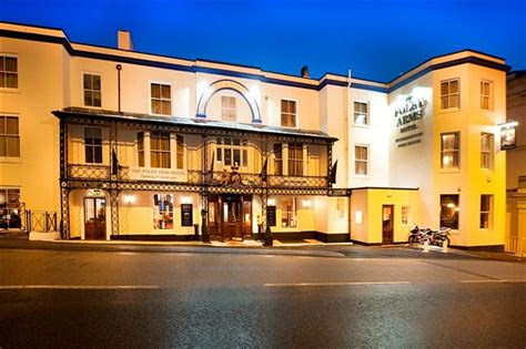 FOLEY ARMS HOTEL - JD WETHERSPOON HOTEL - Updated 2022 (Great Malvern)