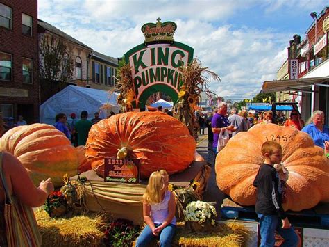 King Pumpkin at the Barnesville, Ohio Pumpkin Festival. | Pumpkin festival, Barnesville ohio, Ohio