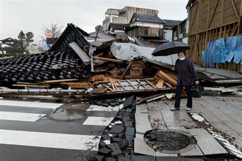 Japan quake claims set to be small as insurers assess damage - Moneyweb